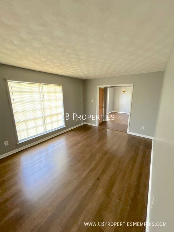 House for rent at 3338 Covington Pike, Memphis, TN 38134