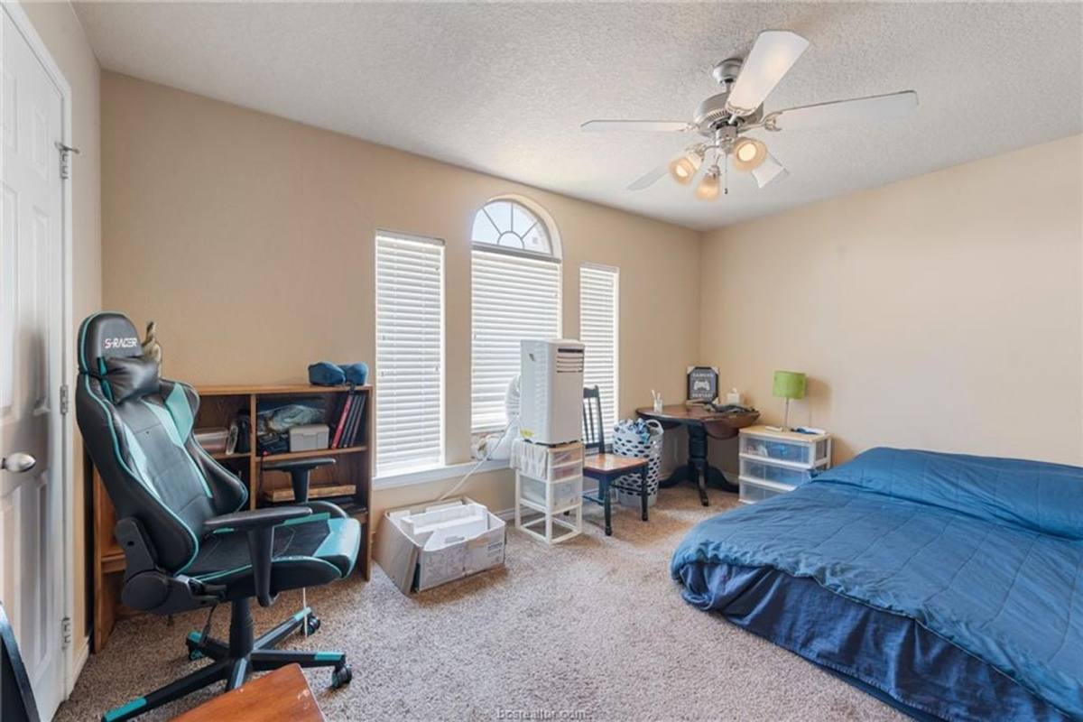 House for rent at 2330 Autumn Chase Loop - B, College Station, TX 77840