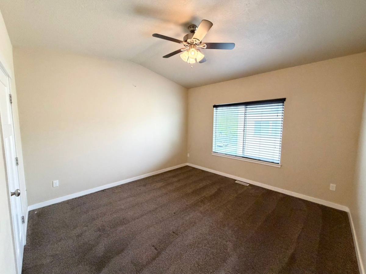 Townhouse for rent at 3673 W Lilac Heights, South Jordan, UT 84095