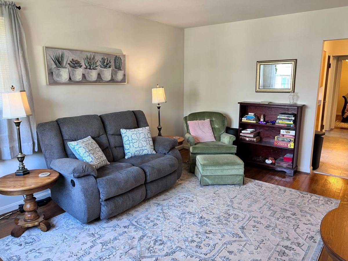 Apartment for rent at 3638 Edwards Rd, Cincinnati, OH 45208