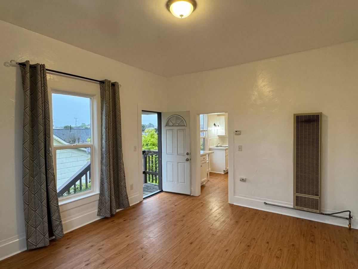 Apartment for rent at 2112 California St, Eureka, CA 95501