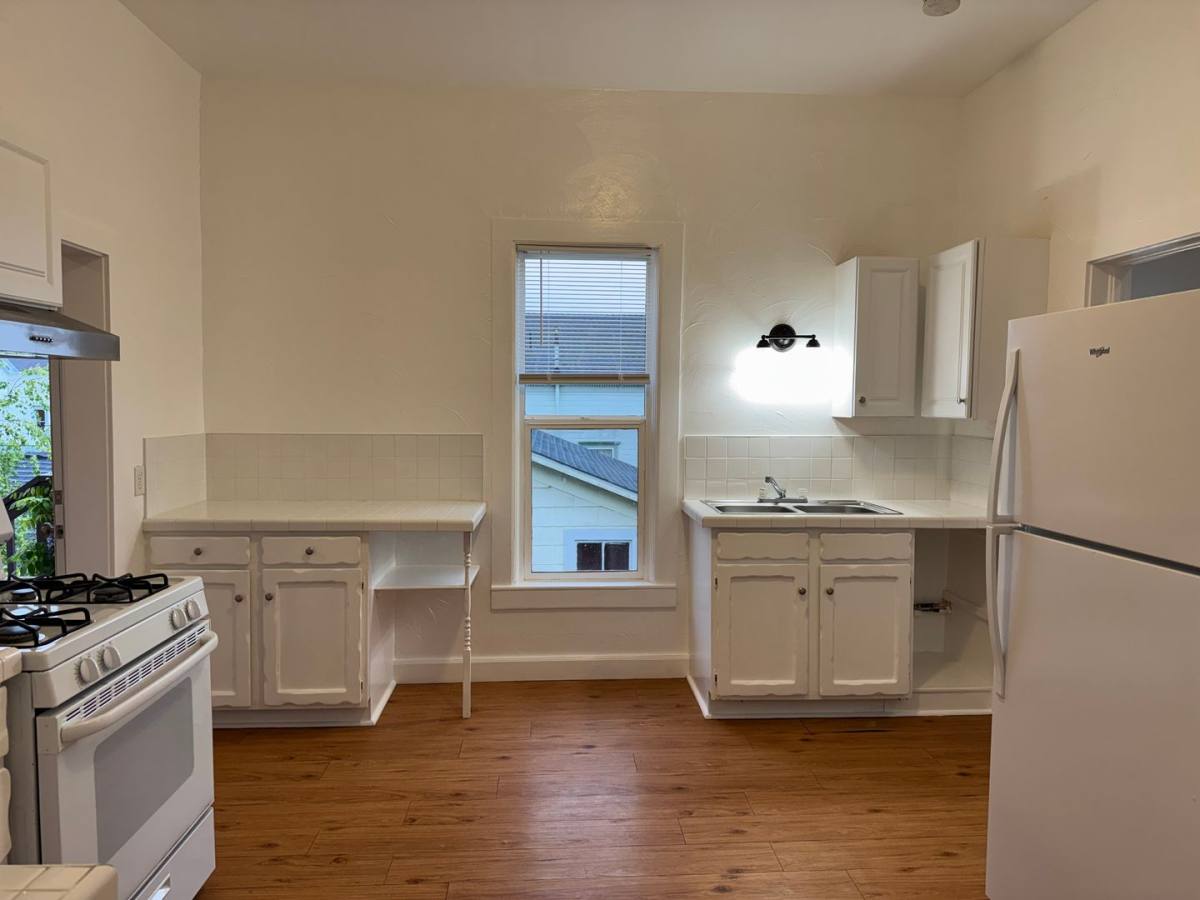 Apartment for rent at 2112 California St, Eureka, CA 95501