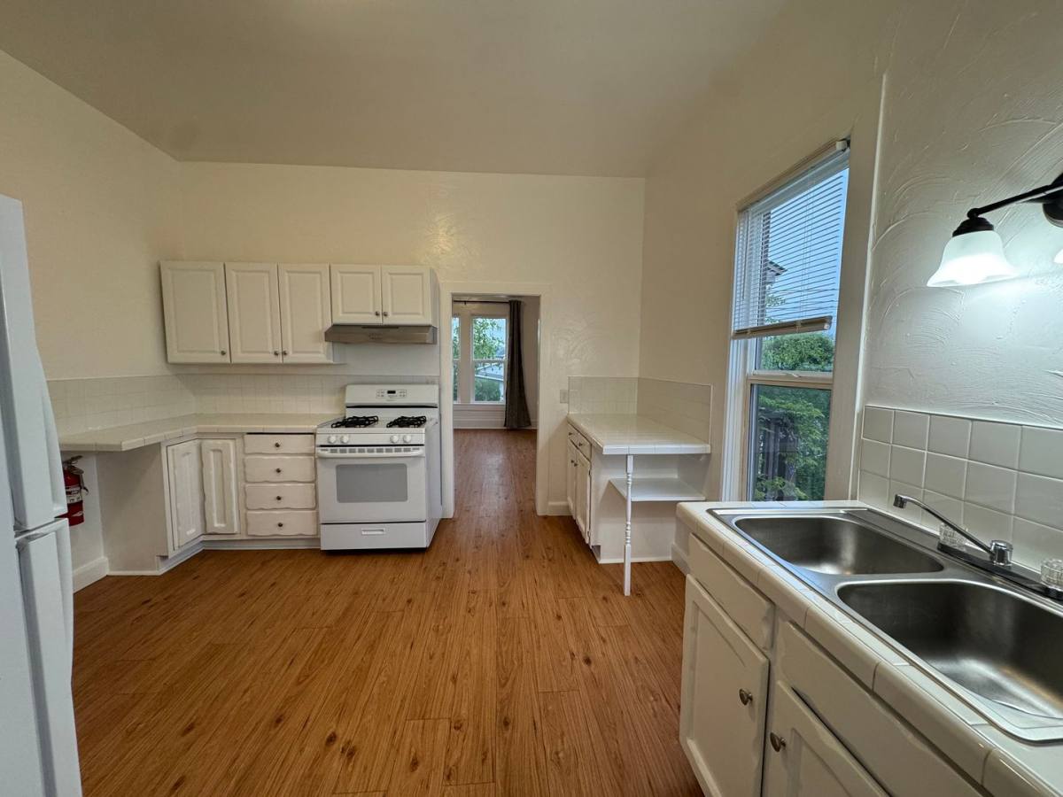 Apartment for rent at 2112 California St, Eureka, CA 95501