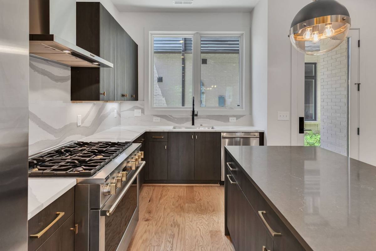 Townhouse for rent at 1721 6th Ave N, Nashville, TN 37208