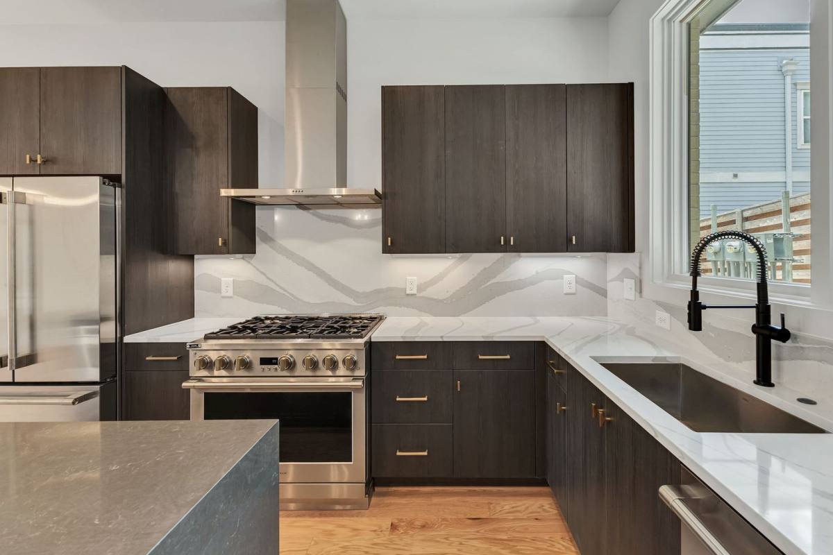 Townhouse for rent at 1721 6th Ave N, Nashville, TN 37208