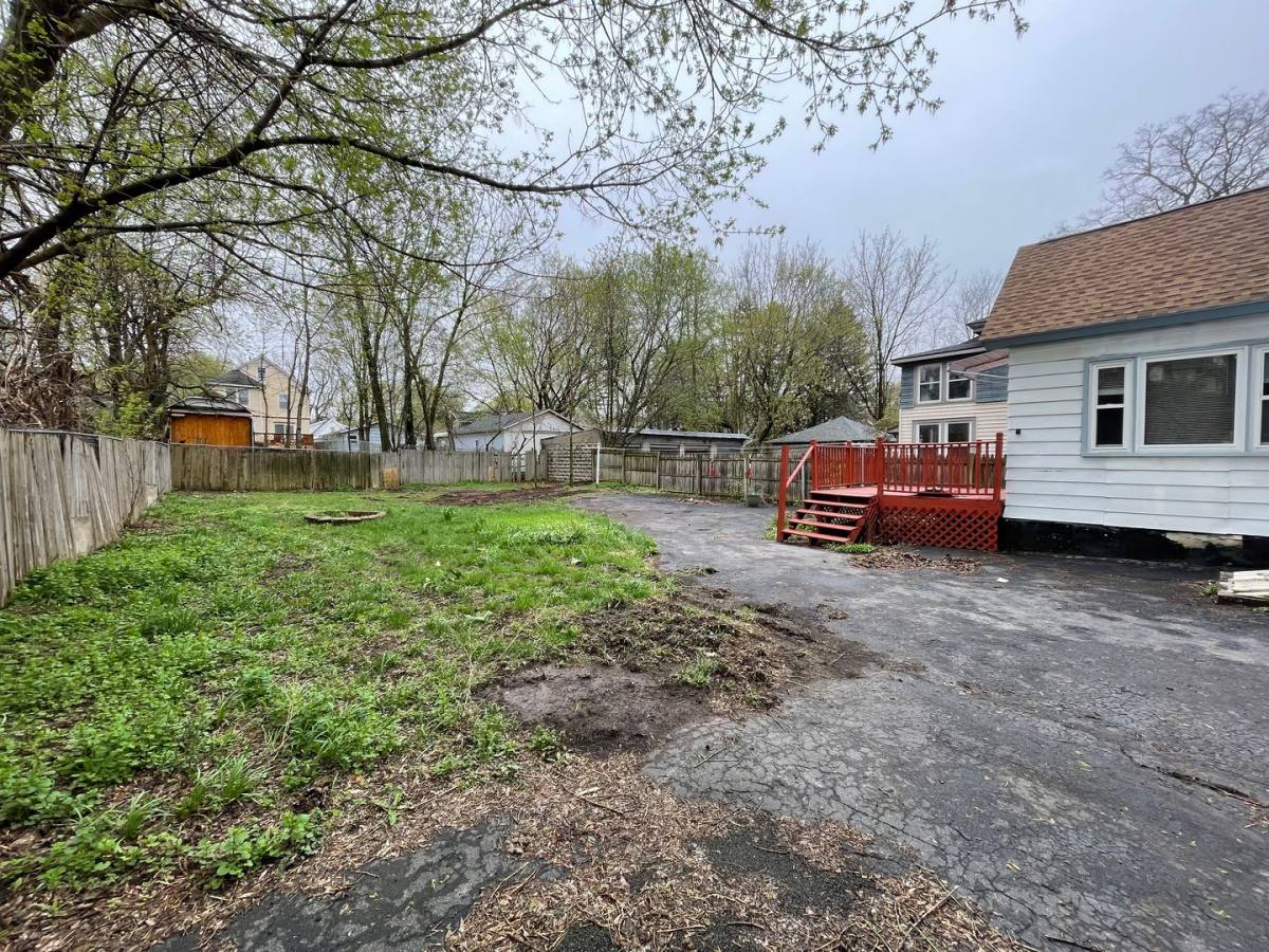 House for rent at 205 Cayuga St, Syracuse, NY 13204