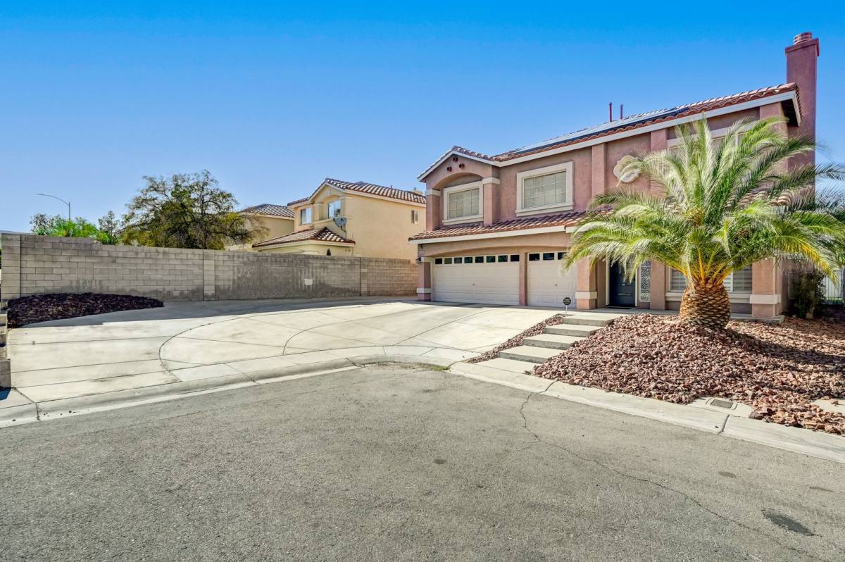 House for rent at 9748 Cathedral Stairs Court, Las Vegas, NV 89148