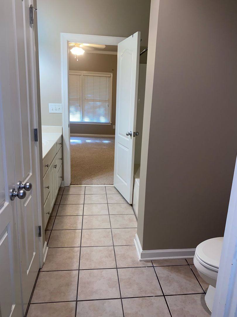 Townhouse for rent at 2526 Acton Park Lane, Birmingham, AL 35243