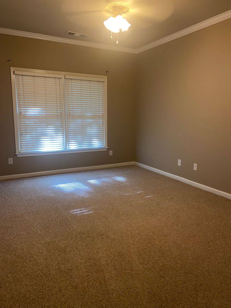 Townhouse for rent at 2526 Acton Park Lane, Birmingham, AL 35243