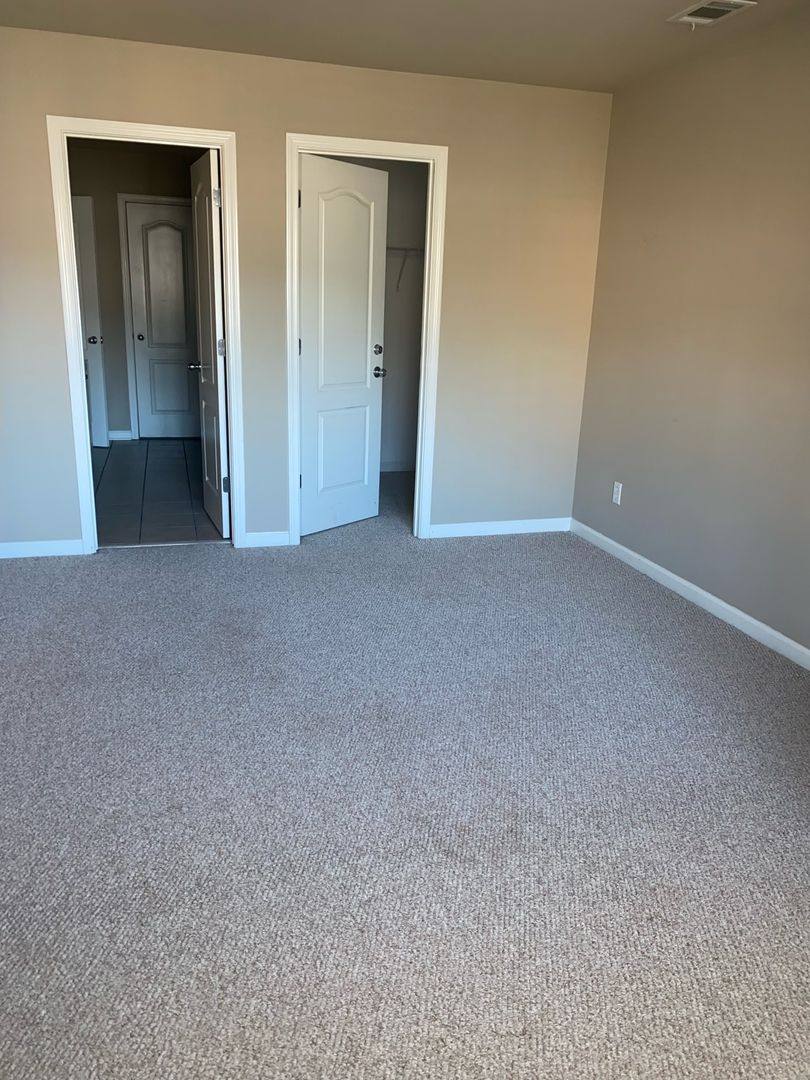 Townhouse for rent at 2526 Acton Park Lane, Birmingham, AL 35243