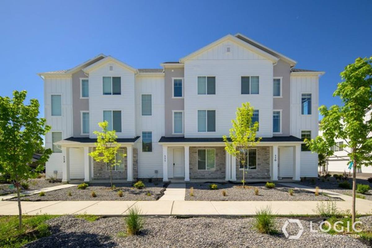 Townhouse for rent at 688 E 500 S #111, Provo, UT 84606