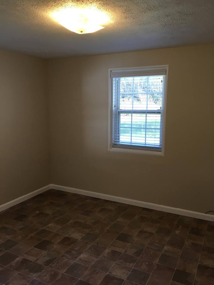 House for rent at 4568 Old Clear Creek Rd, Hendersonville, NC 28792