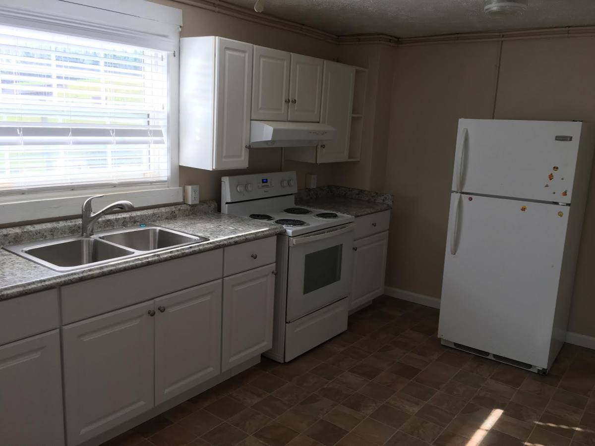 House for rent at 4568 Old Clear Creek Rd, Hendersonville, NC 28792