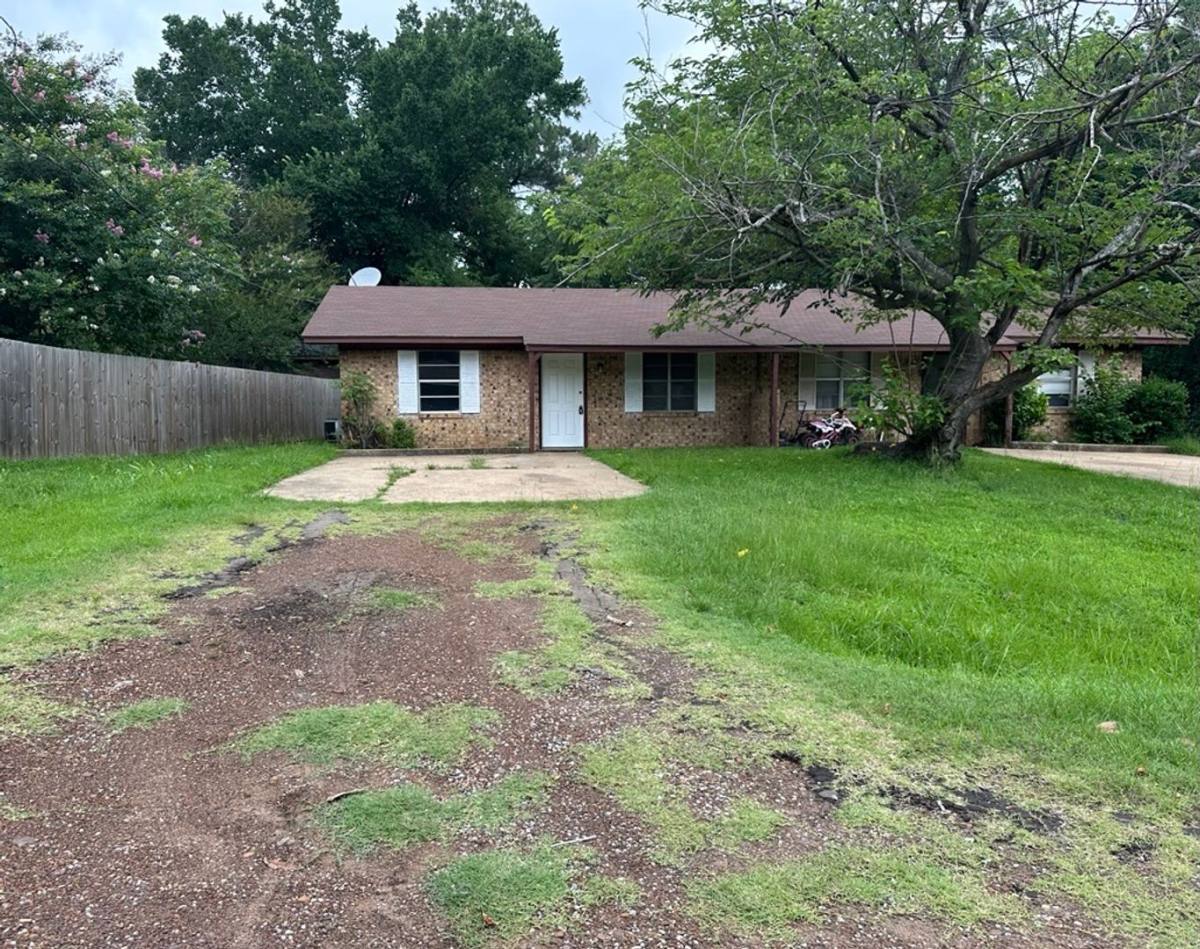 Townhouse for rent at 12122 Michael St, Tyler, TX 75706