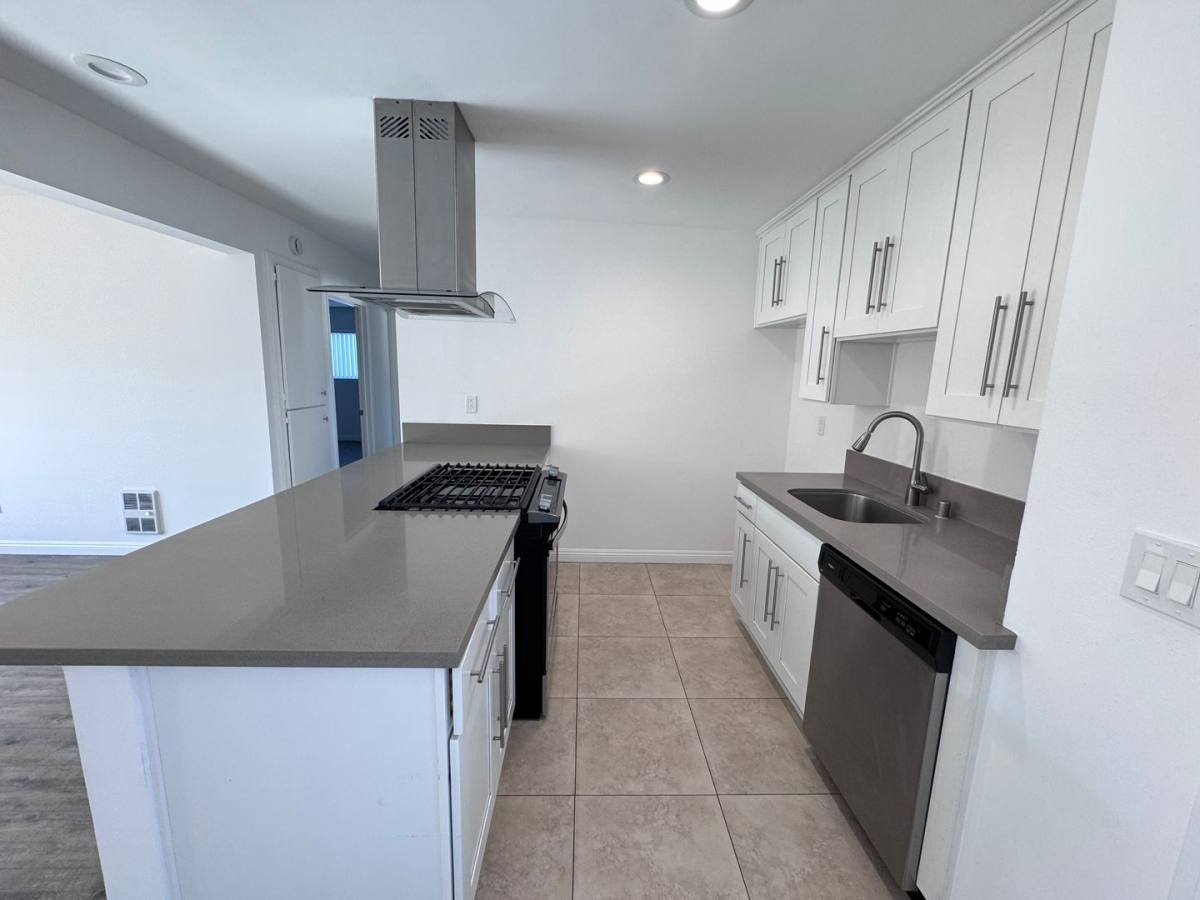 Apartment for rent at 1808 Mackay Lane, Redondo Beach, CA 90278