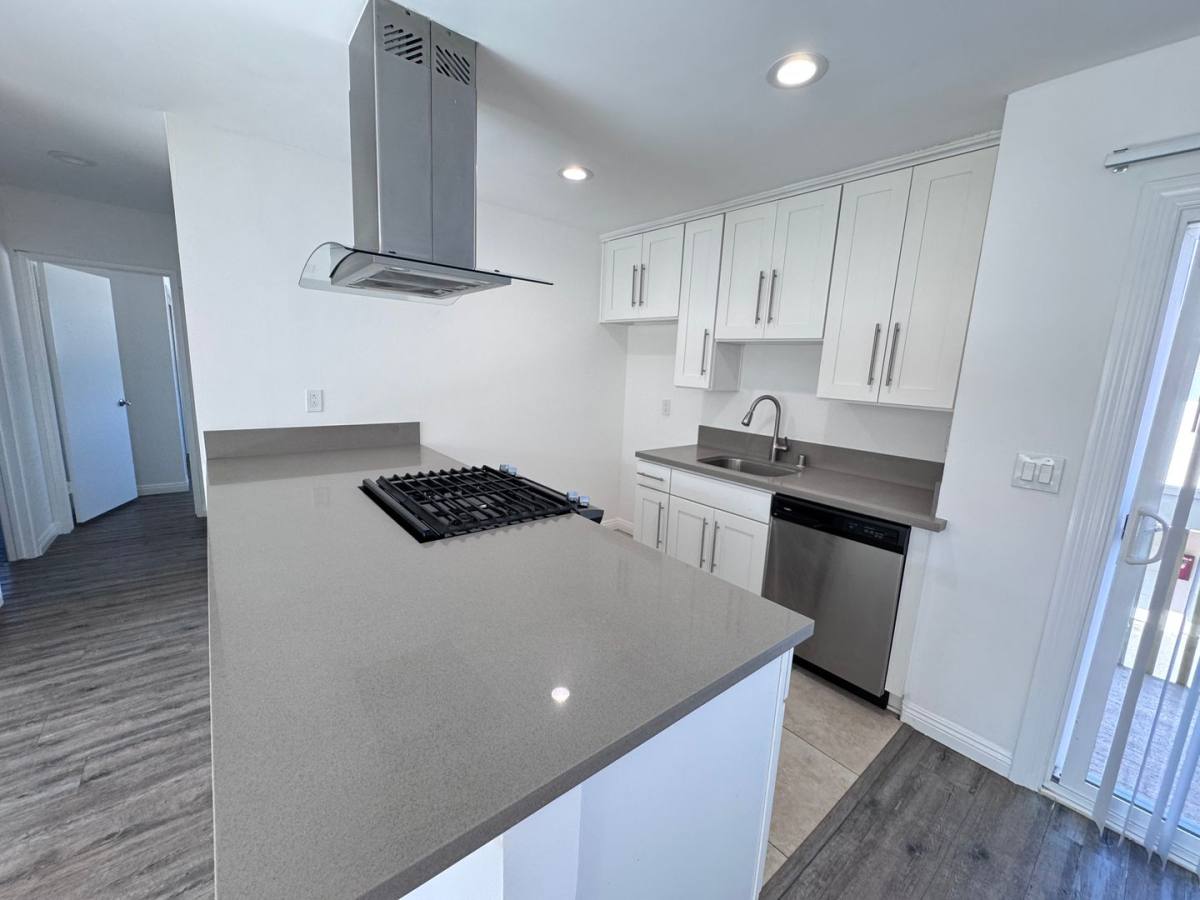 Apartment for rent at 1808 Mackay Lane, Redondo Beach, CA 90278