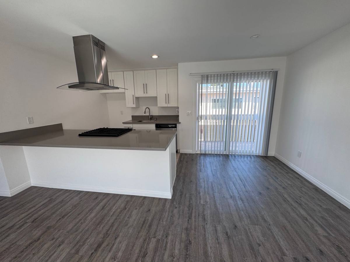 Apartment for rent at 1808 Mackay Lane, Redondo Beach, CA 90278