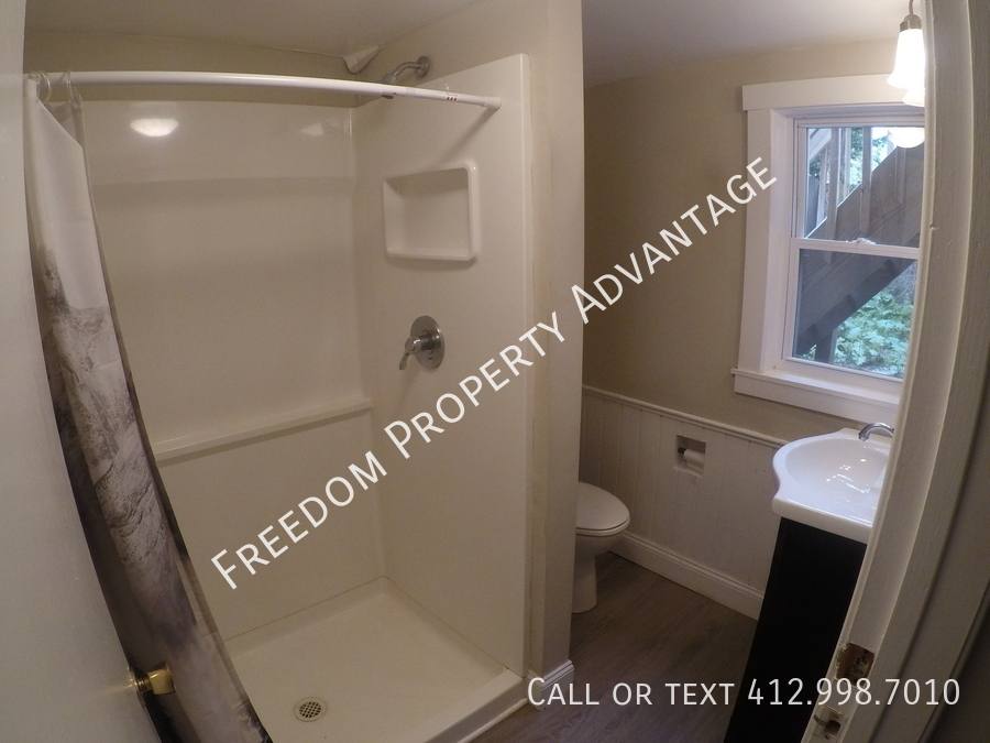 Apartment for rent at 1014 Bingham St #1, Pittsburgh, PA 15203