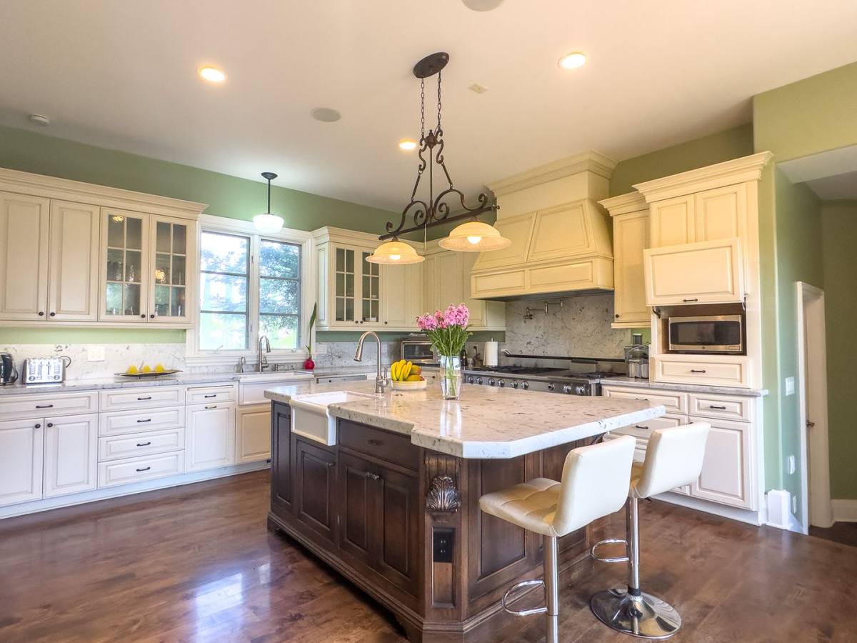 House for rent at 22040 Mount Eden Rd, Saratoga, CA 95070