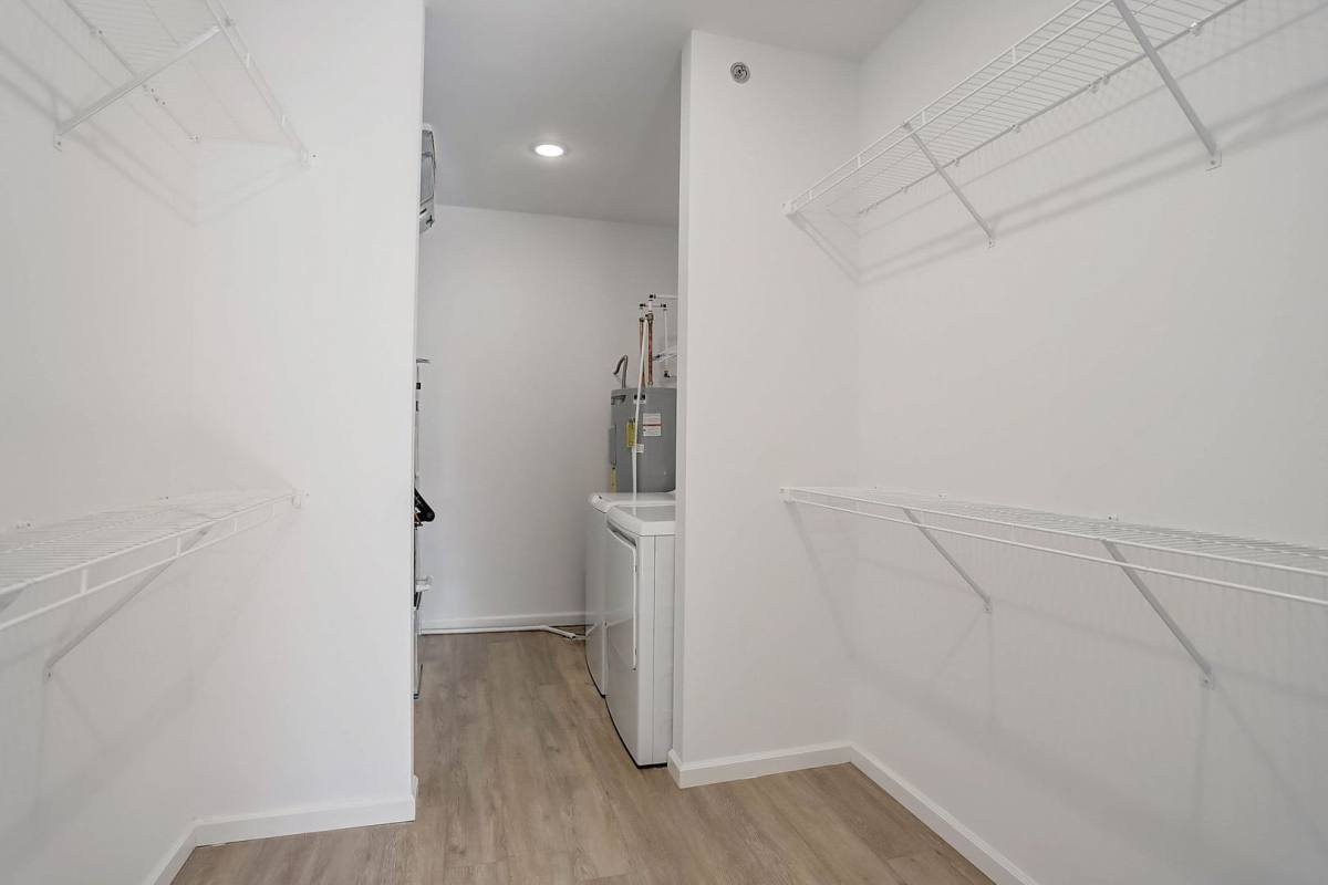 Apartment for rent at 202 Parkview Dr #202, Wright City, MO 63390