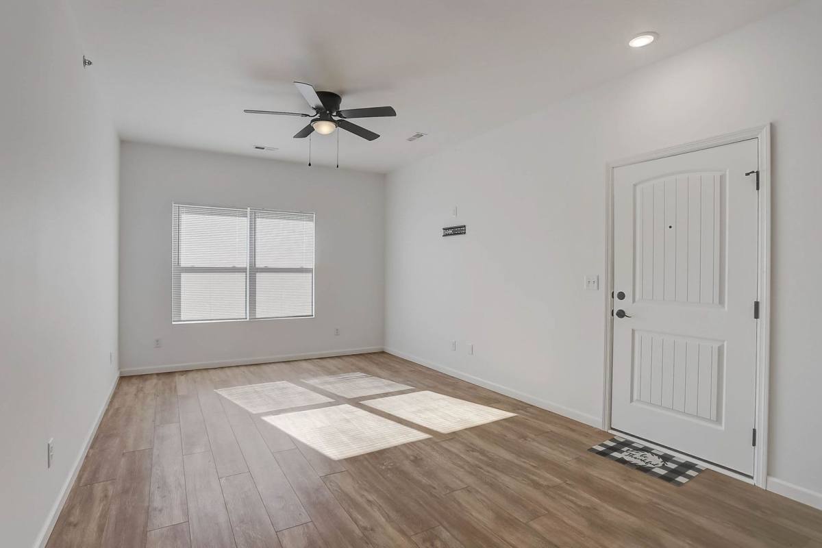 Apartment for rent at 202 Parkview Dr #202, Wright City, MO 63390