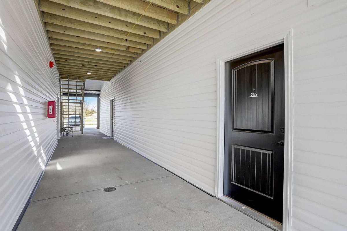 Apartment for rent at 202 Parkview Dr #202, Wright City, MO 63390