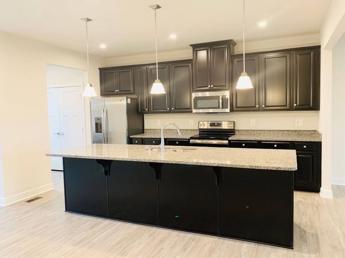 Townhouse for rent at 11380 Willow Green Circle, Manassas, VA 20109