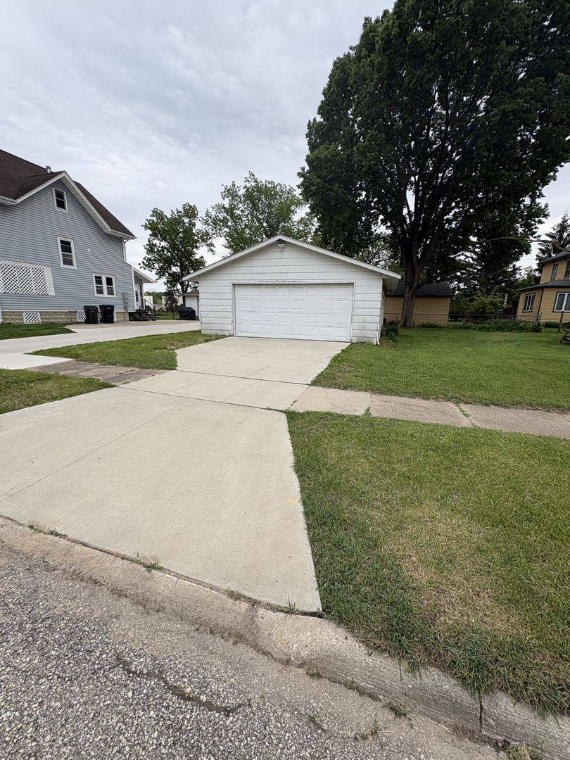House for rent at 1204 Bluff St, Cedar Falls, IA 50613
