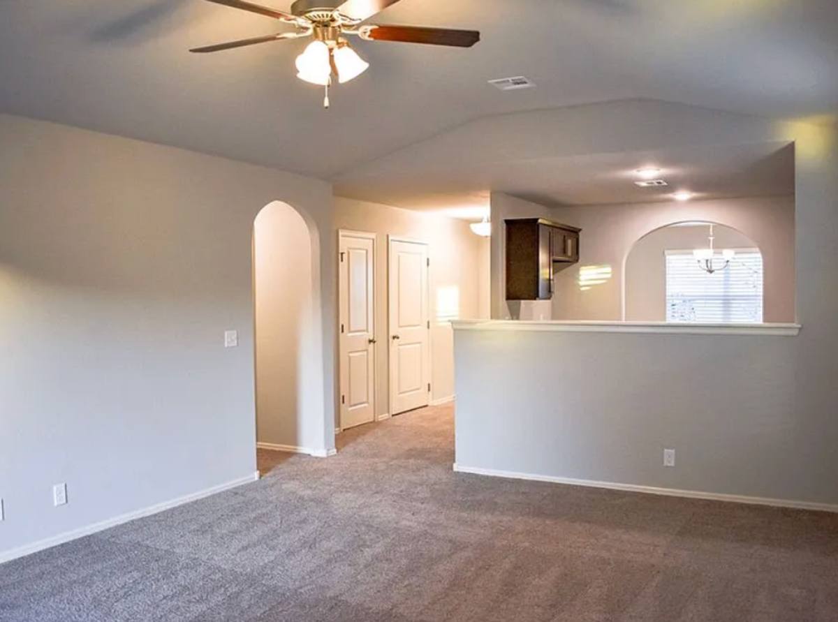 House for rent at 7218 S Laurel Place, Broken Arrow, OK 74011