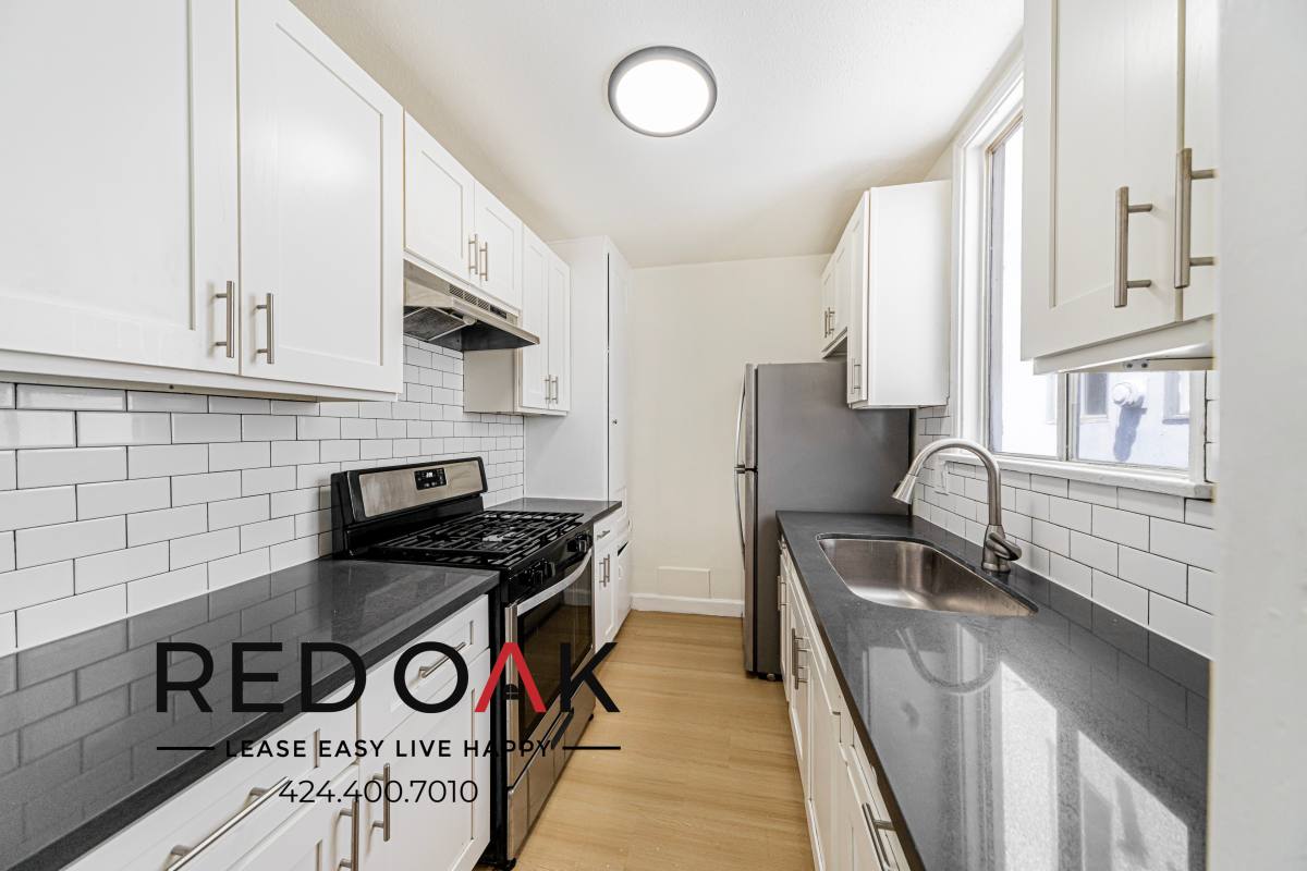 Condo for rent at 745 S Mariposa Ave #7, Los Angeles, CA 90005