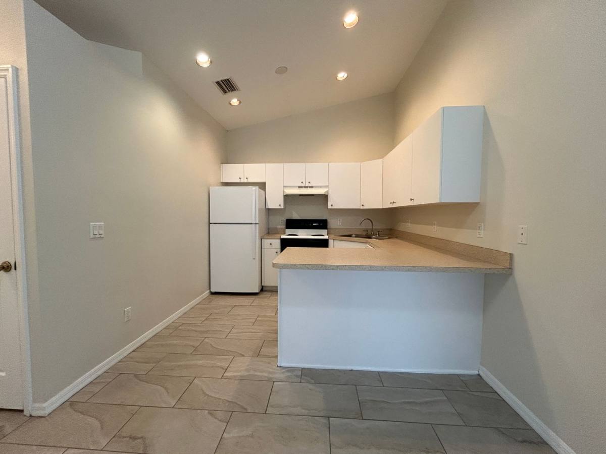 Apartment for rent at 1510 Andalusia Blvd, Cape Coral, FL 33909