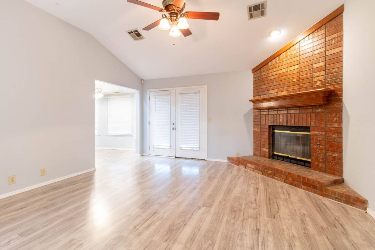 House for rent at 10501 NW 45th St, Yukon, OK 73099
