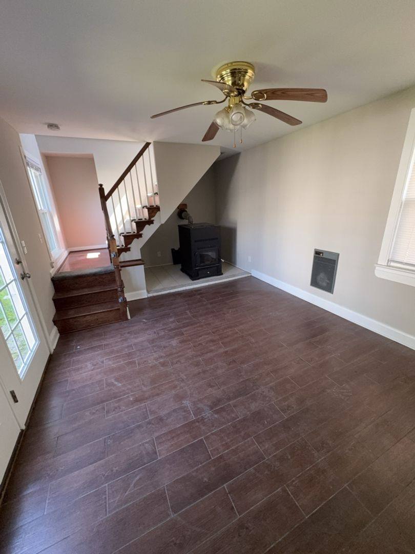House for rent at 547 Munroe Circle, Glen Burnie, MD 21061