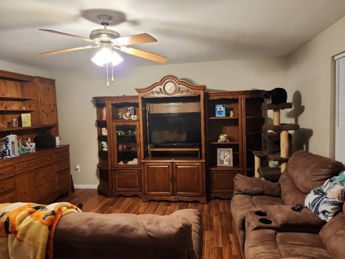 Apartment for rent at 16371 A & B Holy Cross, Saint Robert, MO 65584