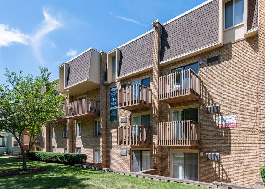Apartment for rent at 912 S Forest Ave #1, Ann Arbor, MI 48104