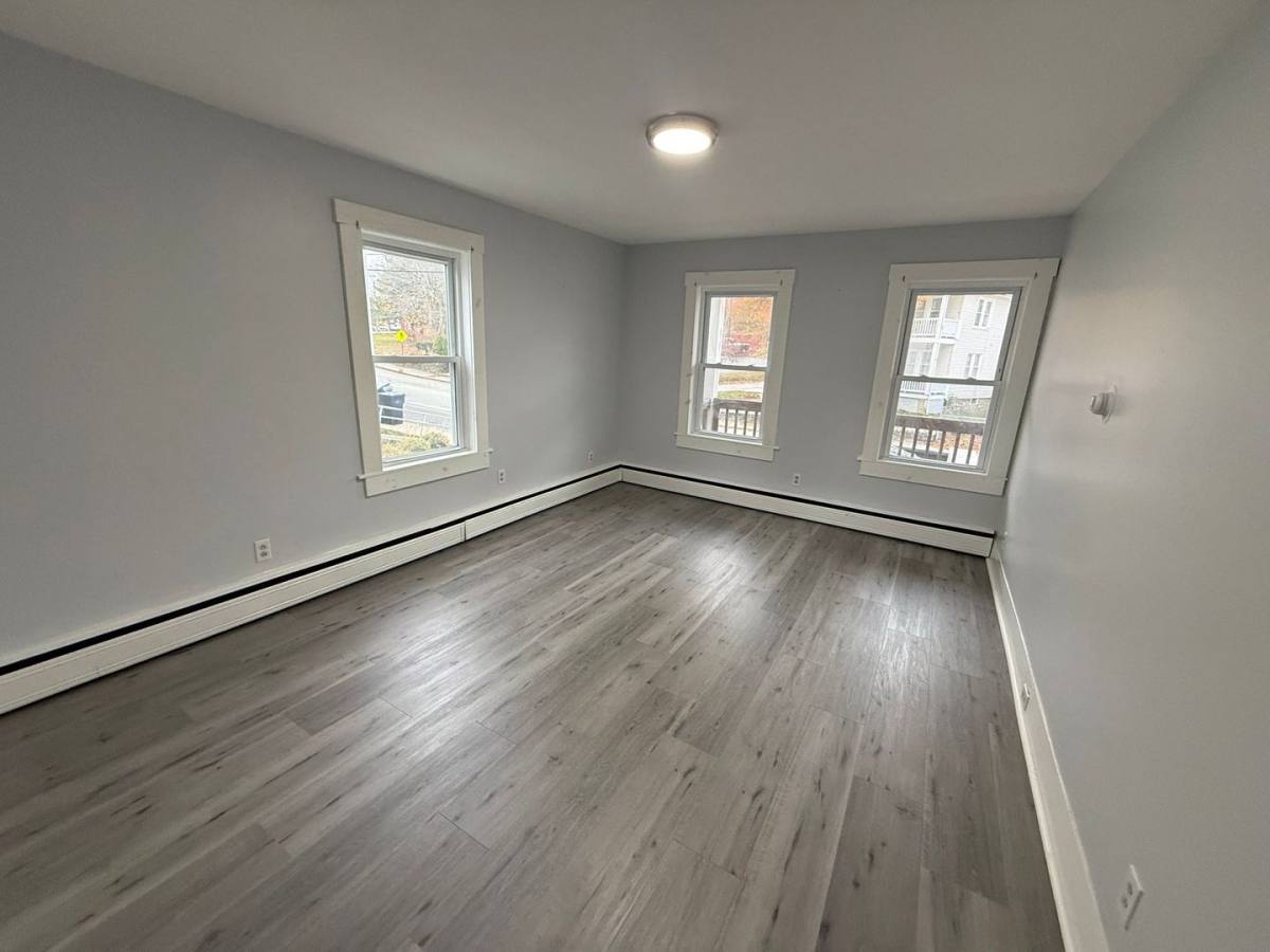 Apartment for rent at 32 Worcester St, Southbridge, MA 01550