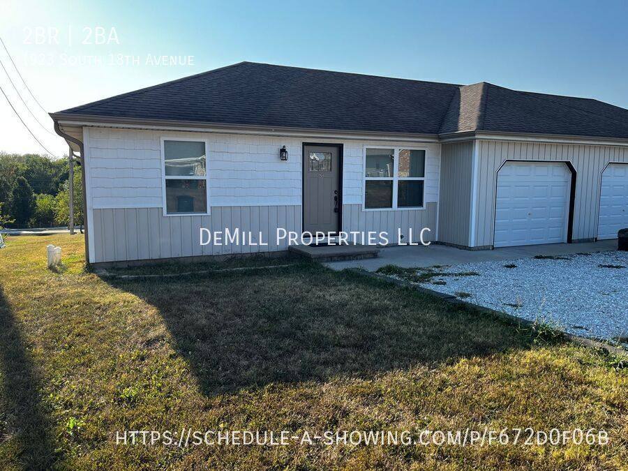House for rent at 1923 S 18th Ave, Ozark, MO 65721