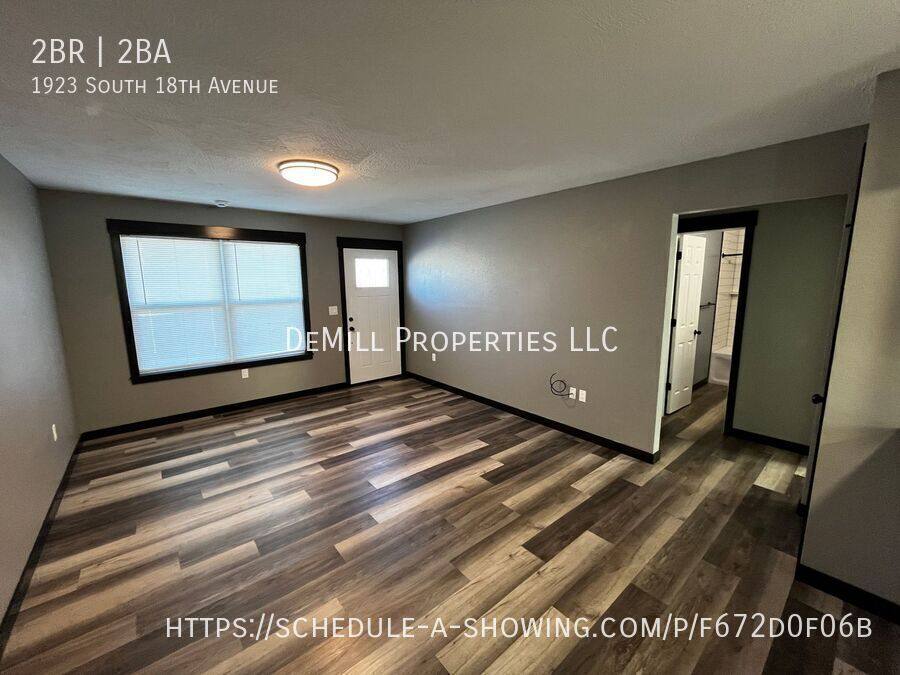 House for rent at 1923 S 18th Ave, Ozark, MO 65721