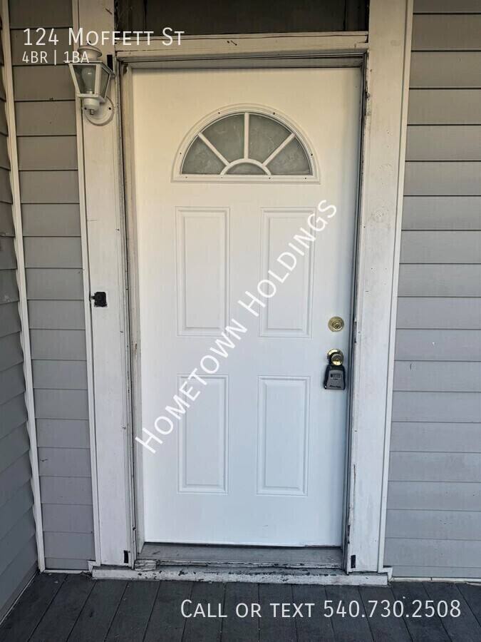 House for rent at 124 Moffett St, Danville, VA 24540