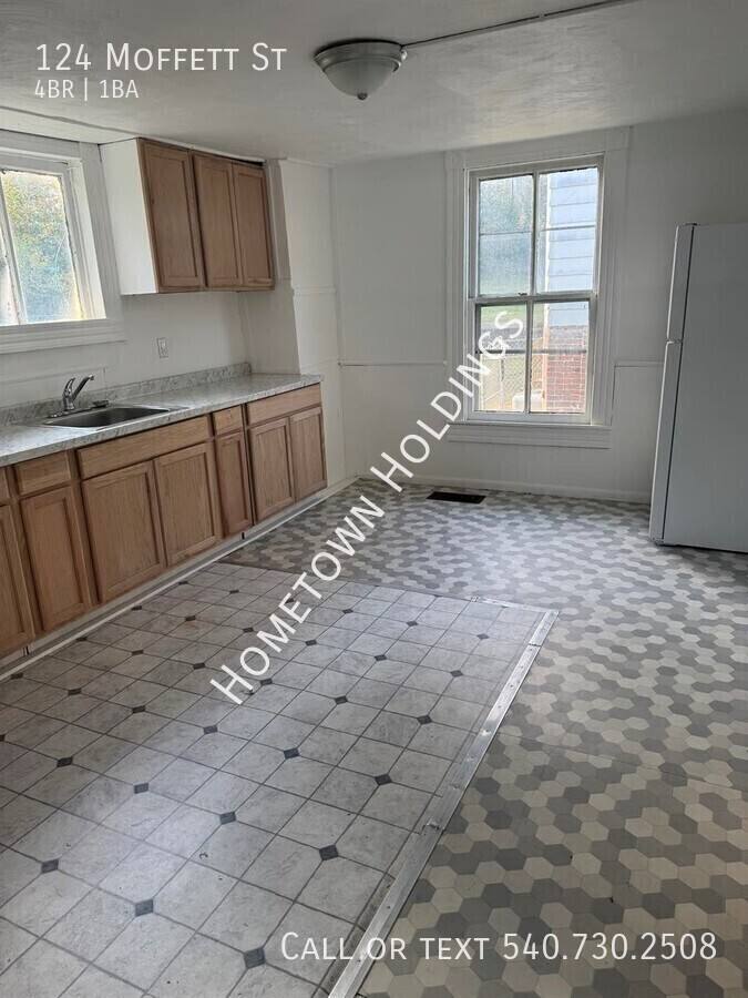 House for rent at 124 Moffett St, Danville, VA 24540