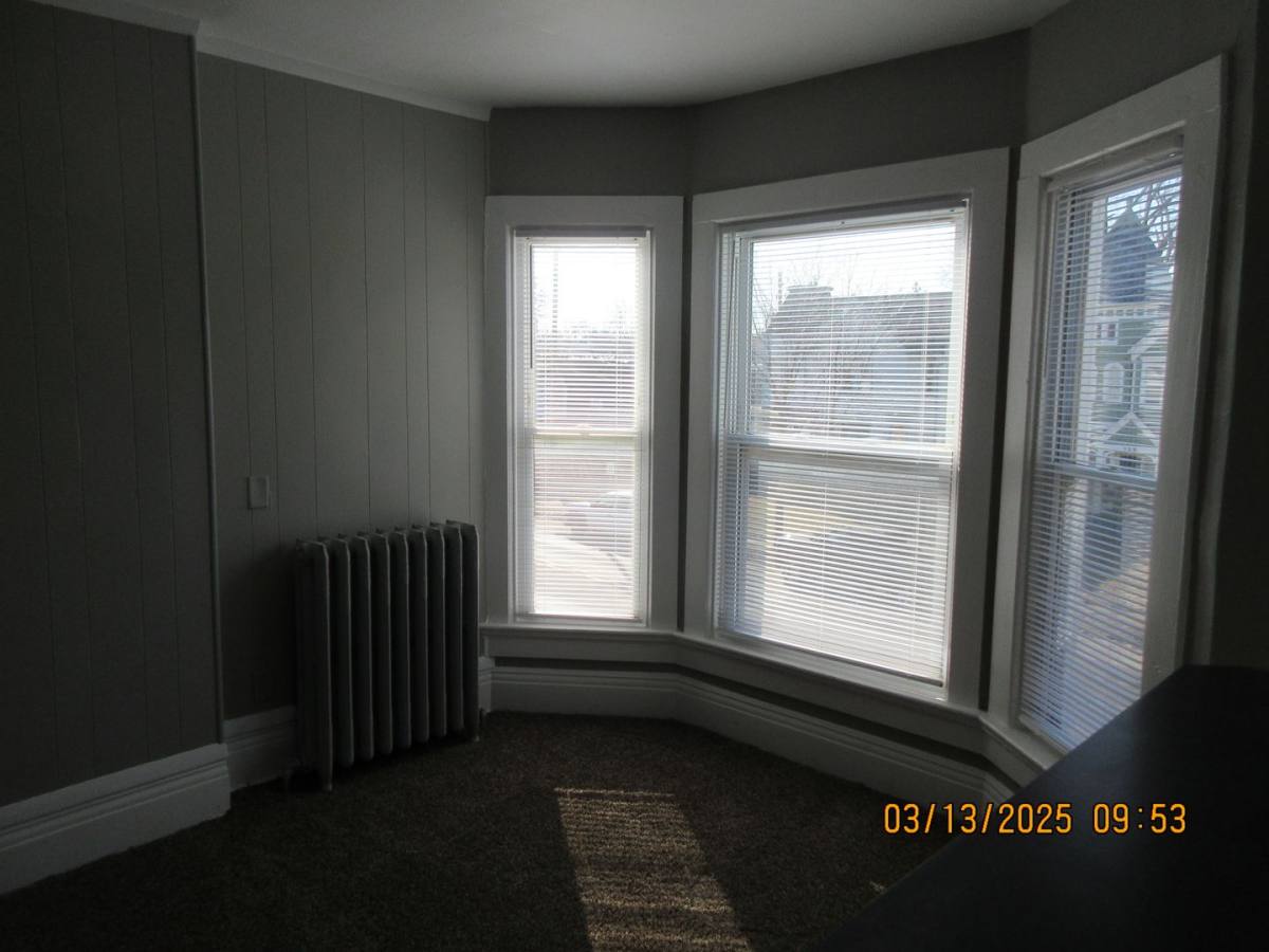 Apartment for rent at 130 W Creighton Ave, Fort Wayne, IN 46807