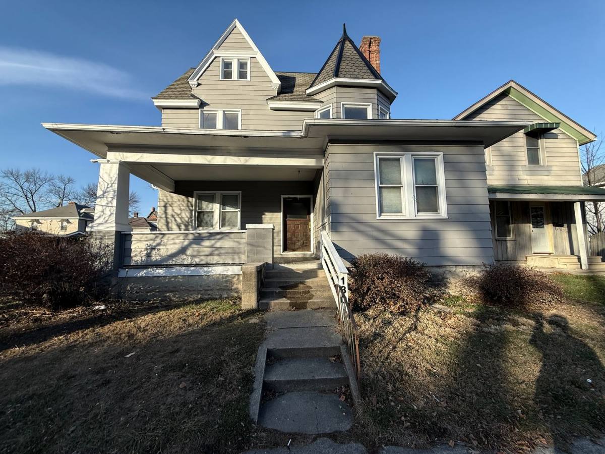 Apartment for rent at 130 W Creighton Ave, Fort Wayne, IN 46807