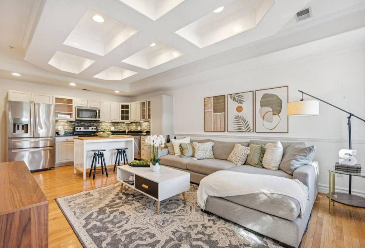 Condo for rent at 224 S St NE, Washington, DC 20002