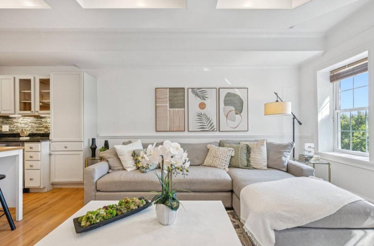Condo for rent at 224 S St NE, Washington, DC 20002