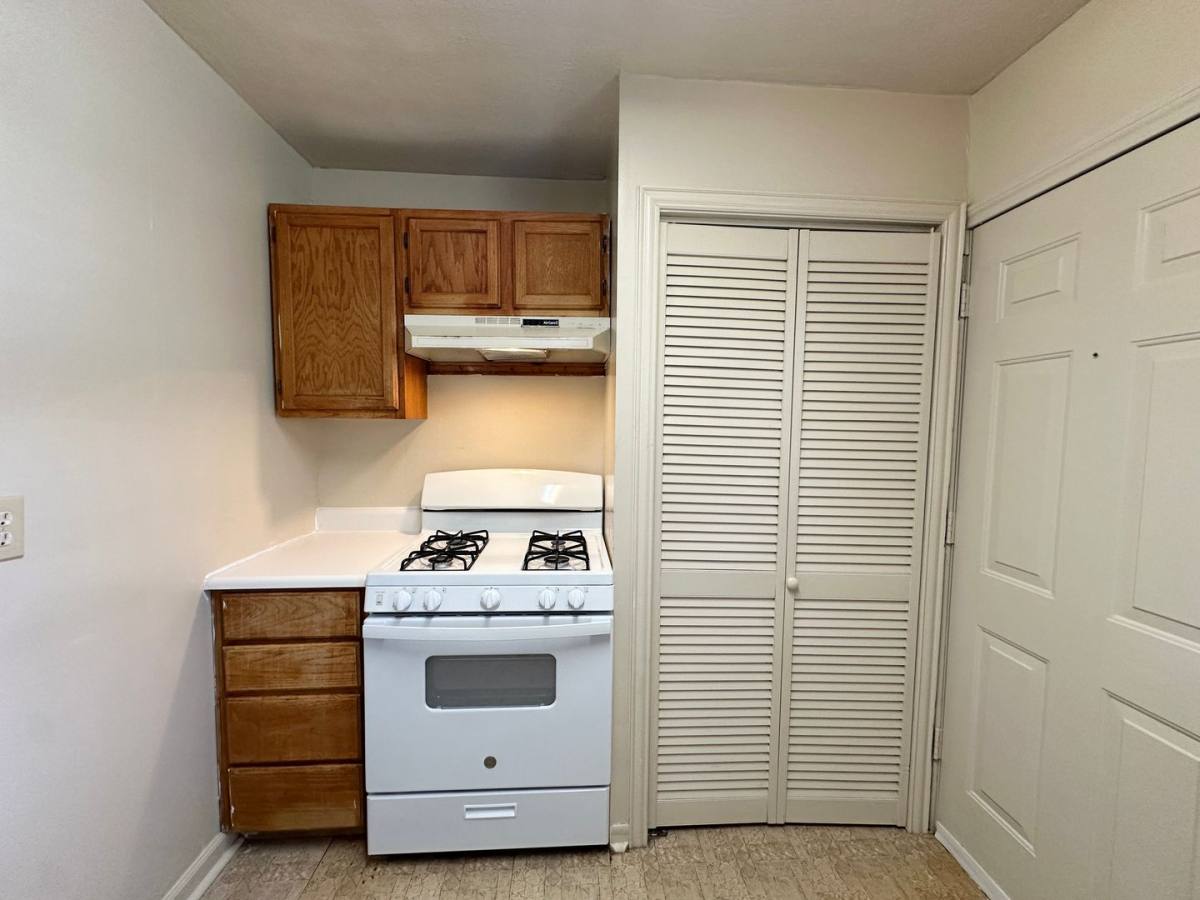 Townhouse for rent at 1102 1104 Williamson Dr, Killeen, TX 76541