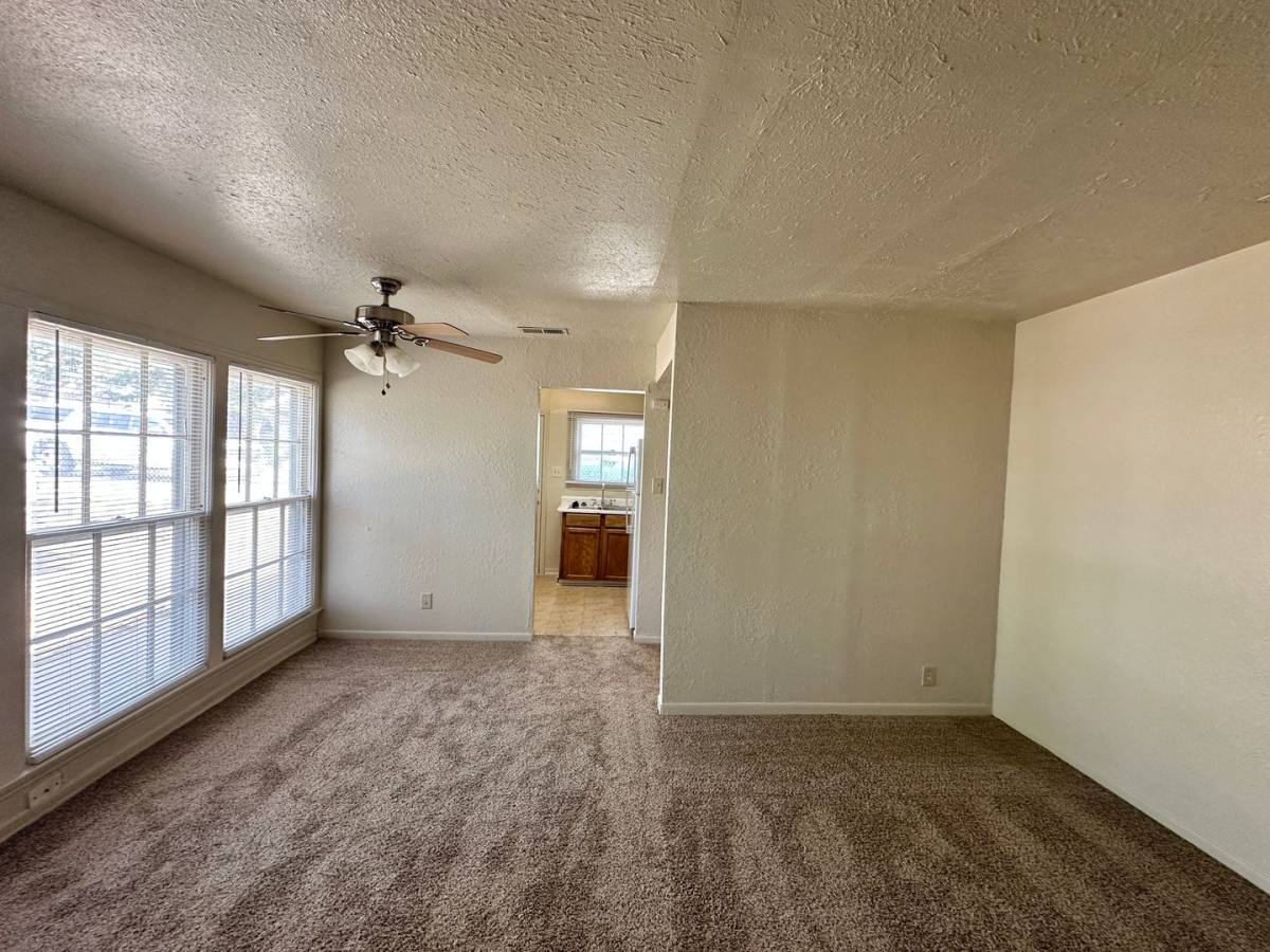 Townhouse for rent at 1102 1104 Williamson Dr, Killeen, TX 76541