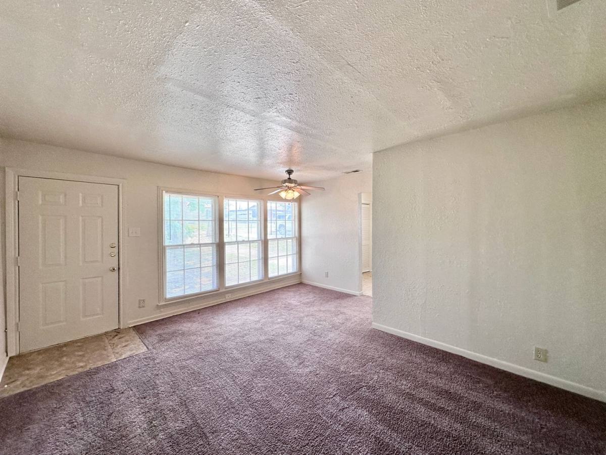 Townhouse for rent at 1102 1104 Williamson Dr, Killeen, TX 76541