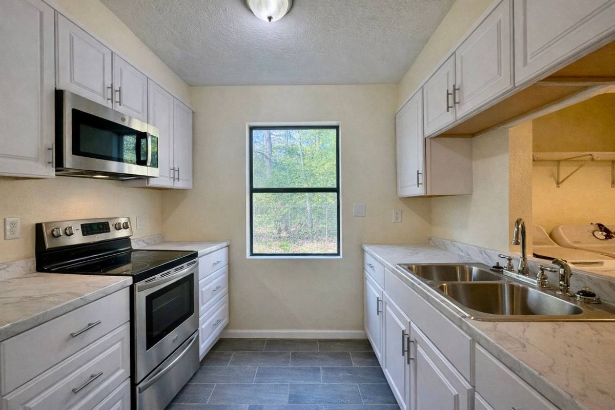 Apartment for rent at 2501-2575 Case St, Batesville, AR 72501
