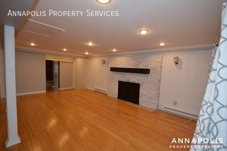 House for rent at 1066 Broadview Dr, Annapolis, MD 21409