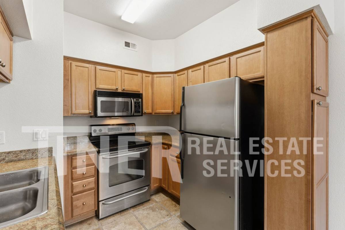 Apartment for rent at 885 Halidon Way #1113, Folsom, CA 95630